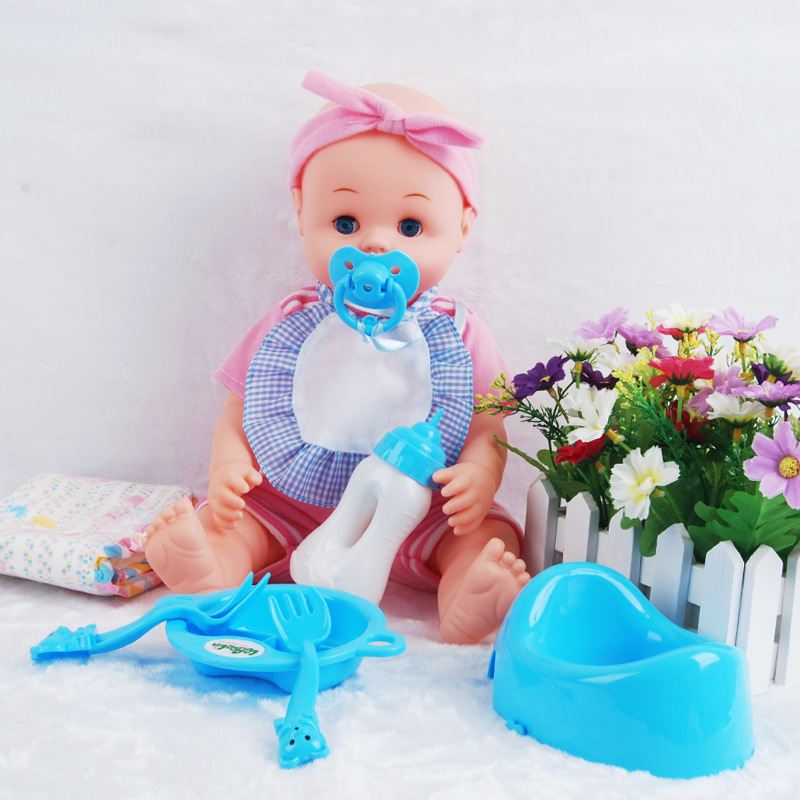 Directo de fábrica al por mayor hablando puede tomar un baño Pee Blink simulación muñeca entrenamiento de limpieza