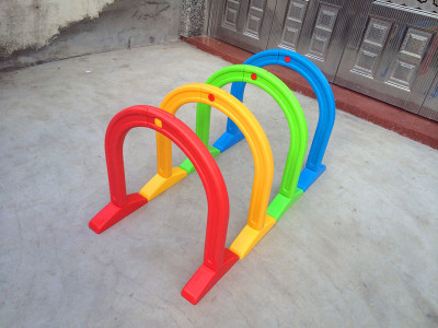 新款幼儿园游戏拱门钻洞 双面立体动物塑料钻圈 儿童室内外玩具|ru