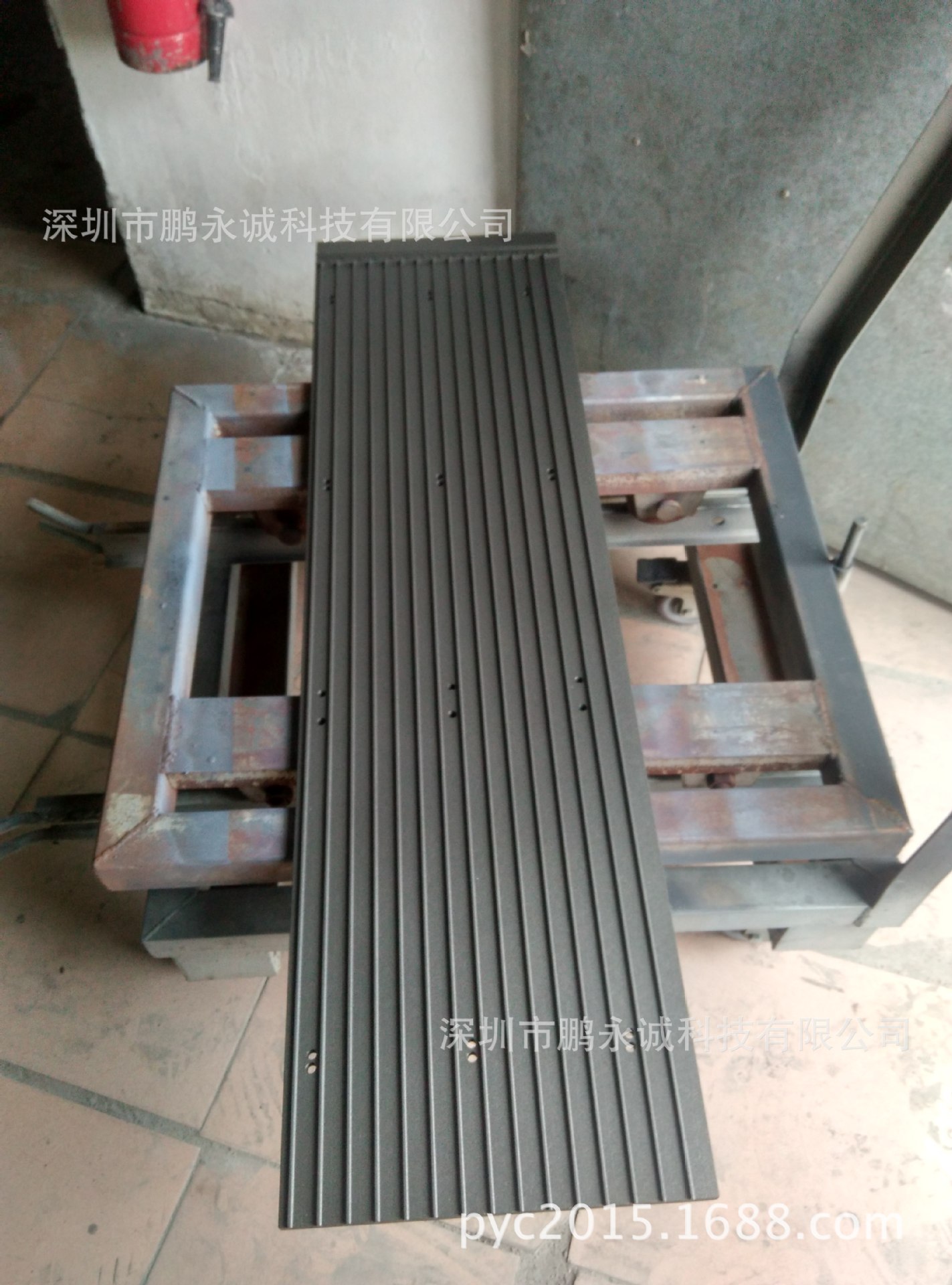 深圳铝板不变形特氟龙喷涂 铁氟龙喷油 不粘锅涂层 防腐蚀涂层