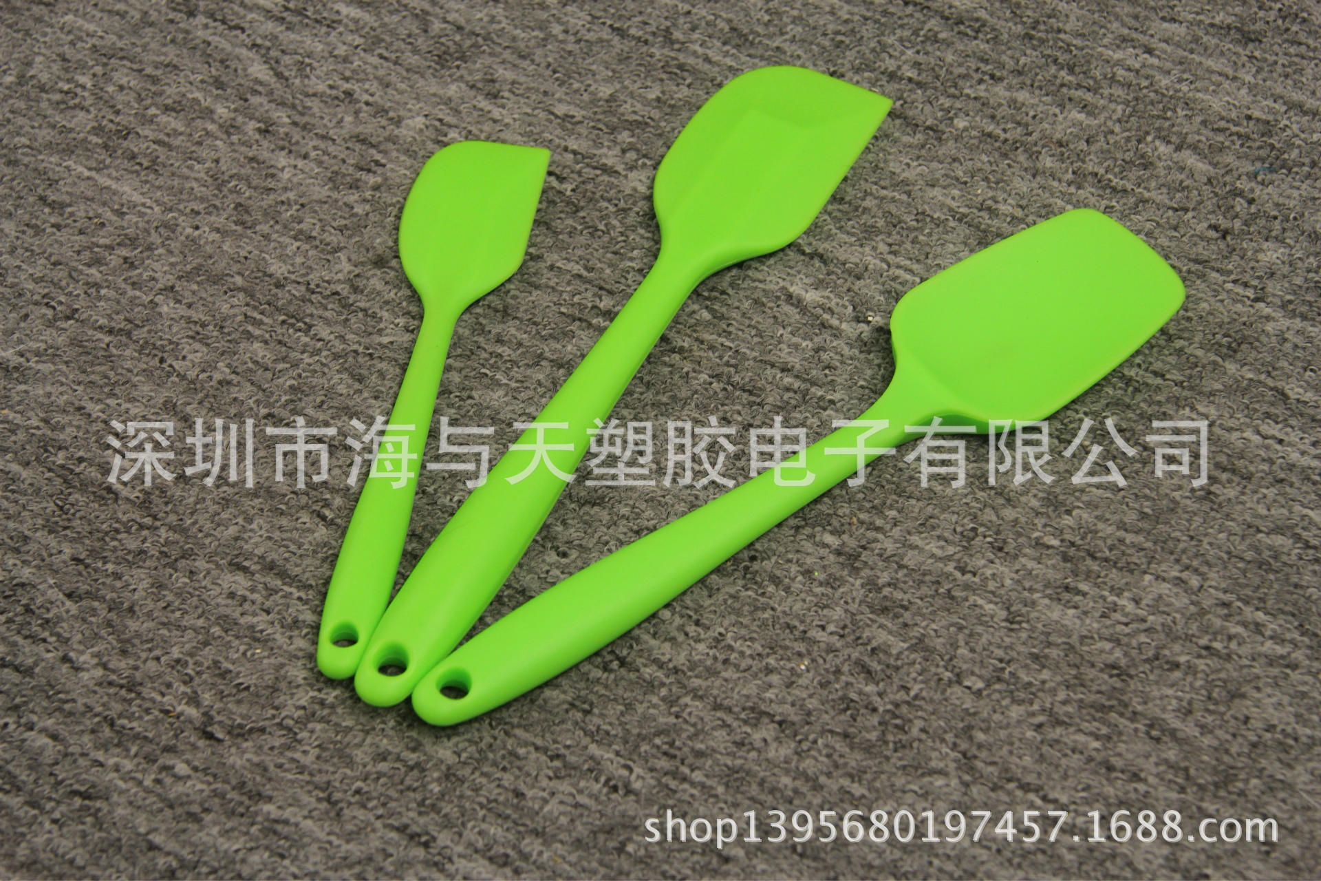 899157451一体式三件套包硅胶刮刀铲