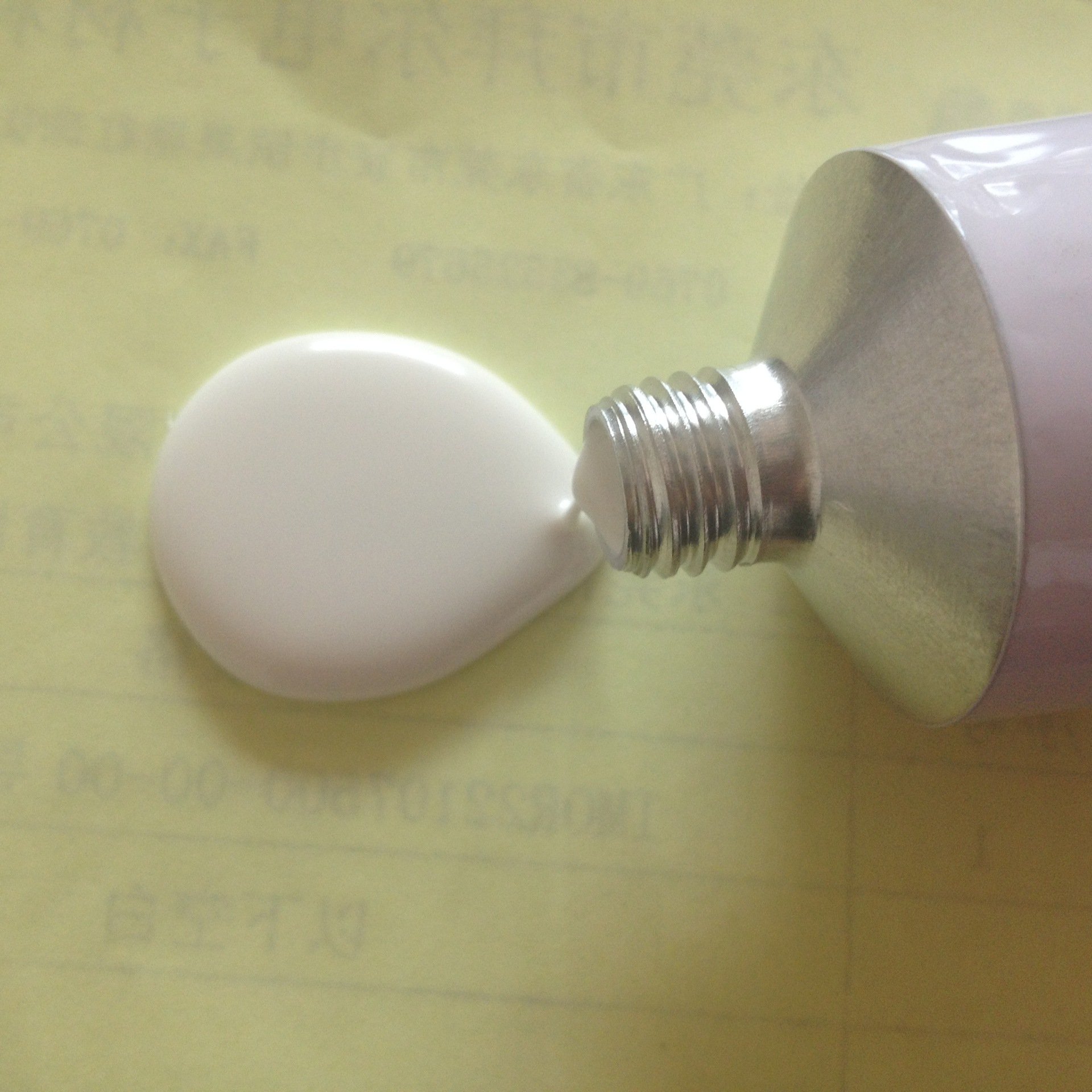 白色BR9007耐高温RTV 有机硅胶阻燃密封元件ROHS100ML免费试样