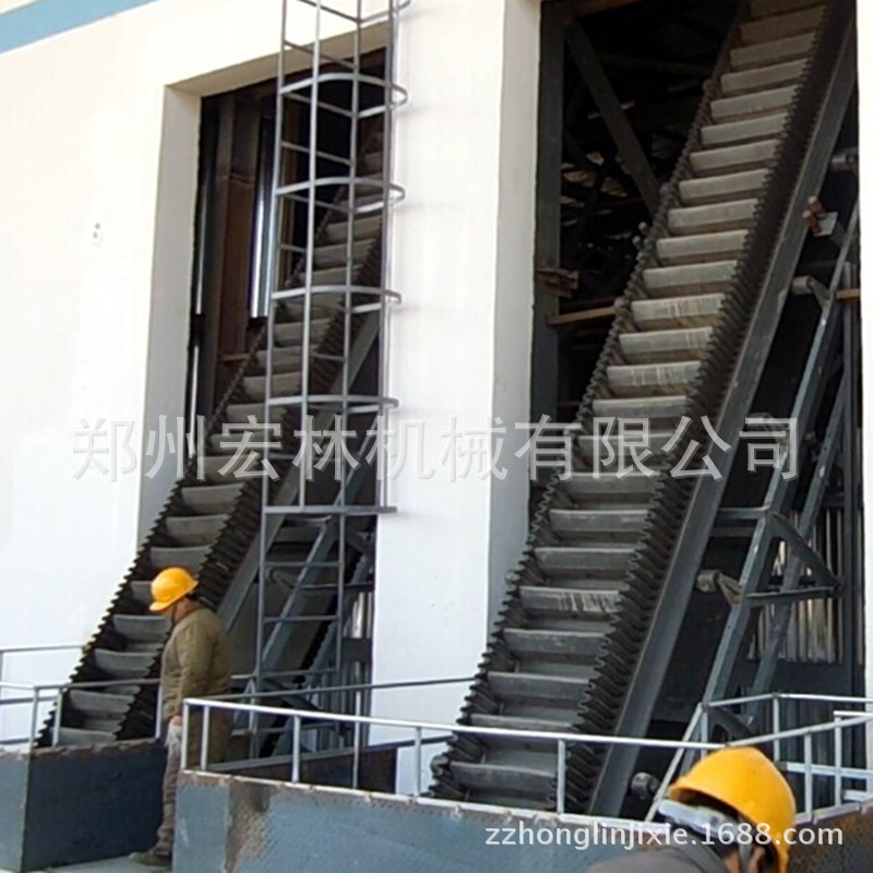 倾角爬坡皮带输送机 裙带挡边爬坡皮带输送机 爬坡装车皮带输送机