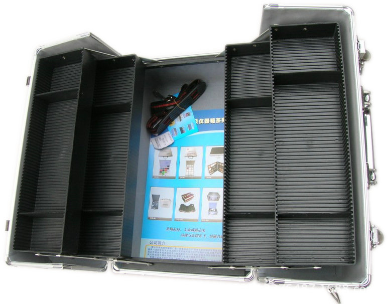 厂家直销医药箱 铝合金双开医药箱 手提医药箱 家用急救药箱