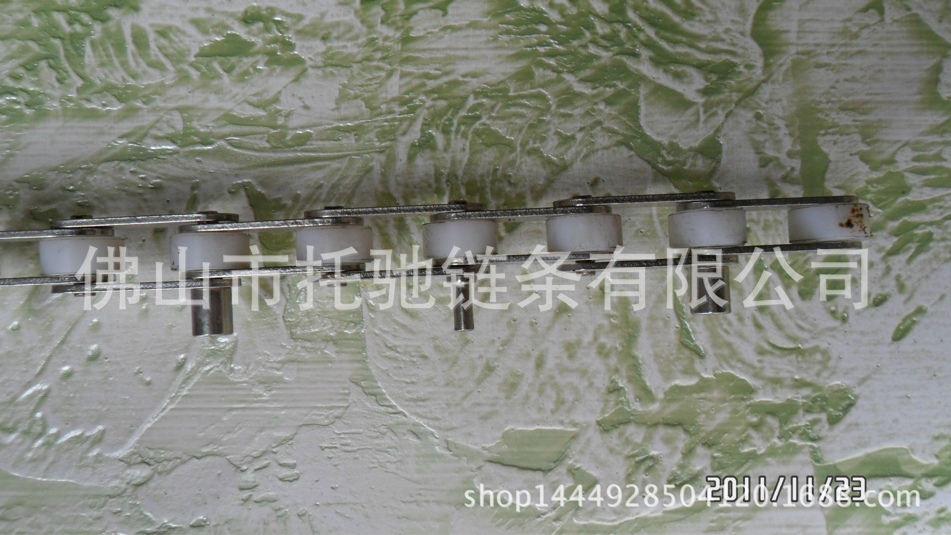 厂家批发永利百合链条双节距滚子传动输送链不锈钢呢绒滚子链条