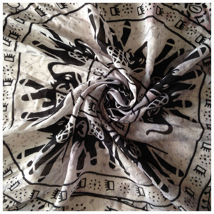 坯布现货涤纶印花面料 黑墨花型75D*45S巴厘纱围巾女装面料