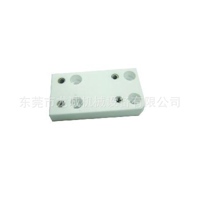 F303 A290-8032-X602 法那克下绝缘板   法那克绝缘板