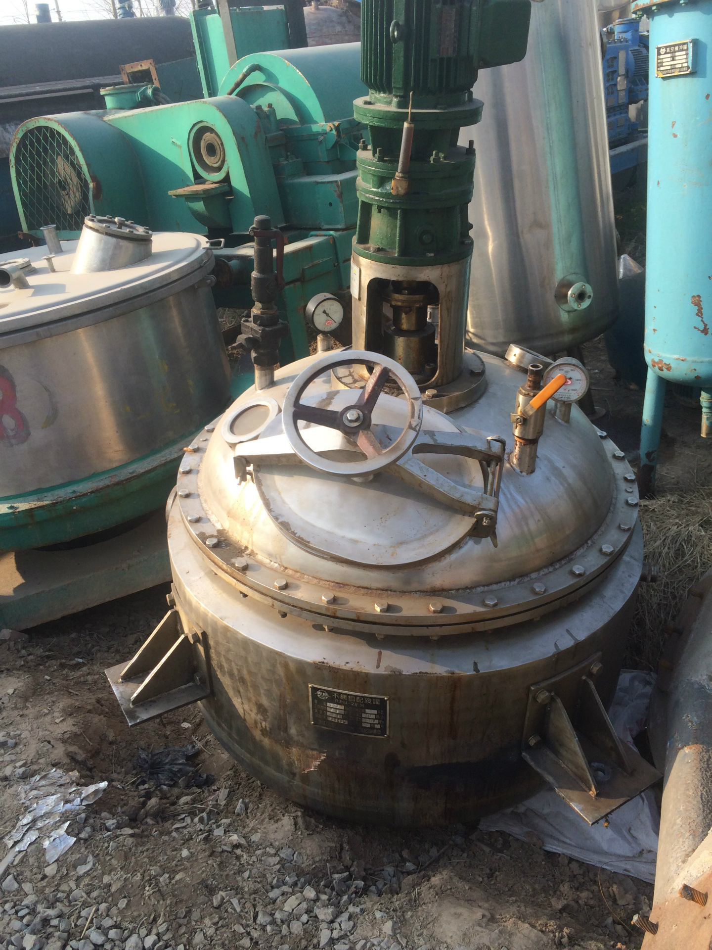 广州二手不锈钢反应釜，深圳二手不锈钢储存罐，304、316L材质