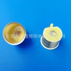 灯头、灯座;灯具套件;灯罩