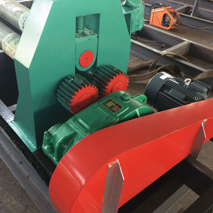 苏州小型简易卷板机 4个厚不锈钢板卷圆加工FBS6*2000手动卷板机