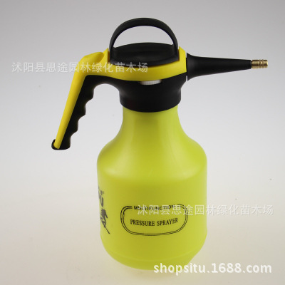 厂家批发 气压喷壶 压力喷壶 浇花 洗车 2L 加大加厚 黄色 带雾化|ru