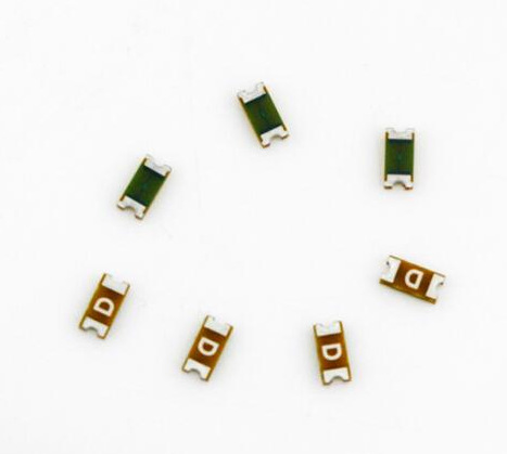 力特保险丝 0466.250NRHF 1206 125V 0.25A 快断 Littelfuse