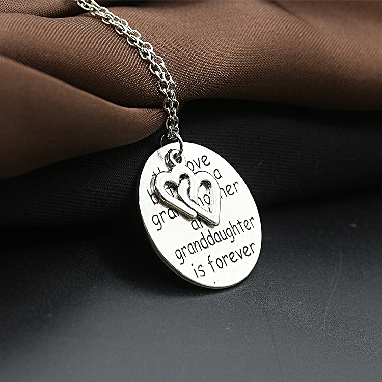 Engraved English Letters Round Love Letters Grandmother Pendant Necklace display picture 3