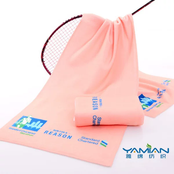 Special sports towel for sports events, microfiber fabric, sweat-absorbent, quick-drying, pattern and LOGO