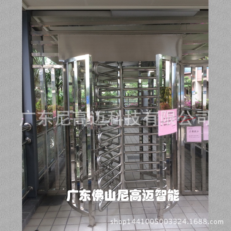 佛山金名都小区业主卡旋转门 防爬通道栅栏回栏 120度三扇转叶闸