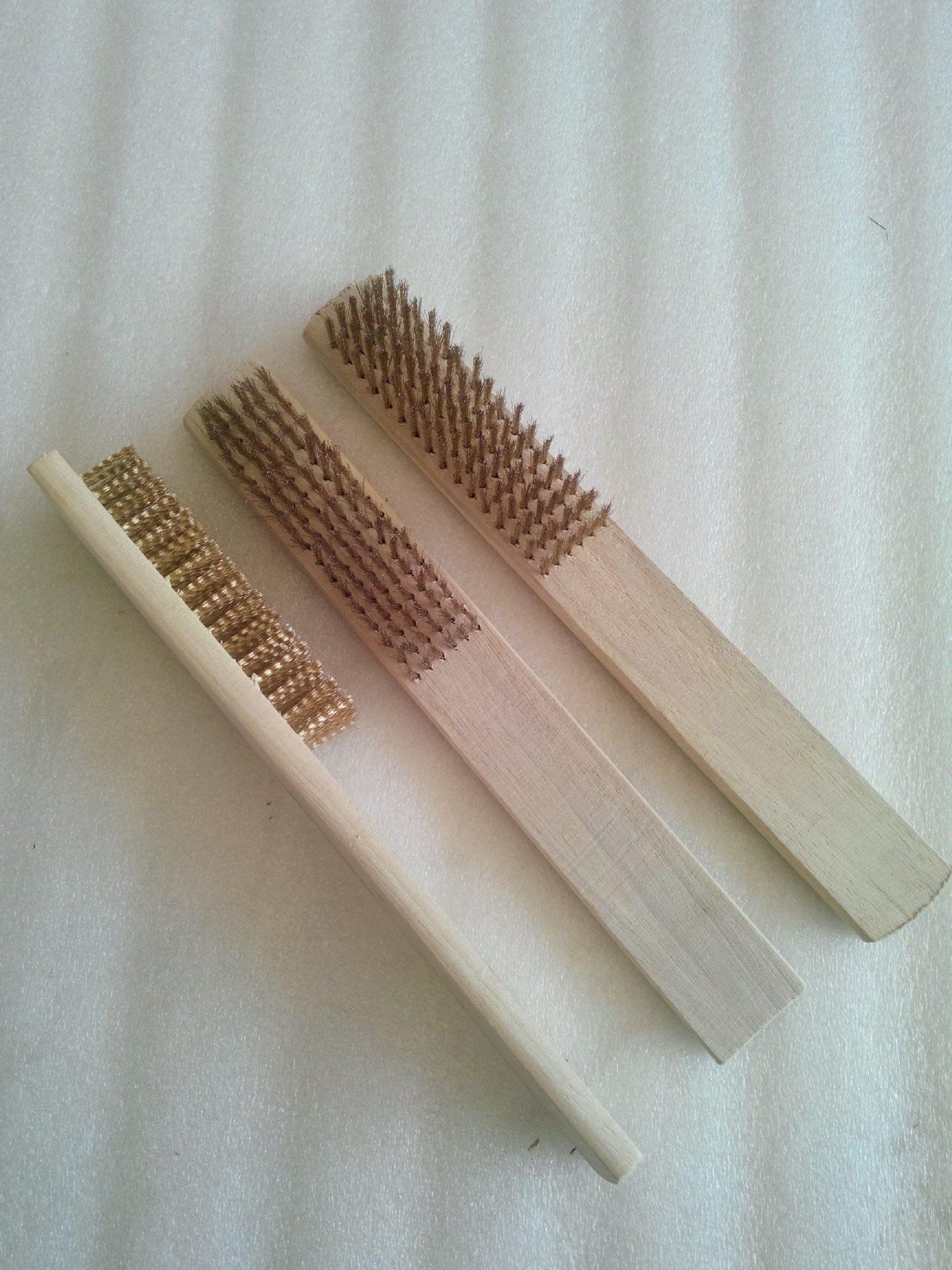 镀铜丝刷 木柄镀铜刷子 高档木柄钢丝刷 6排*16行