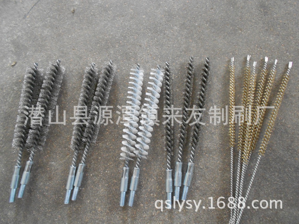 热销冷凝器清洗刷通炮机刷扭丝管道毛刷不锈钢柔性清洁试管烟囱刷-阿里巴巴