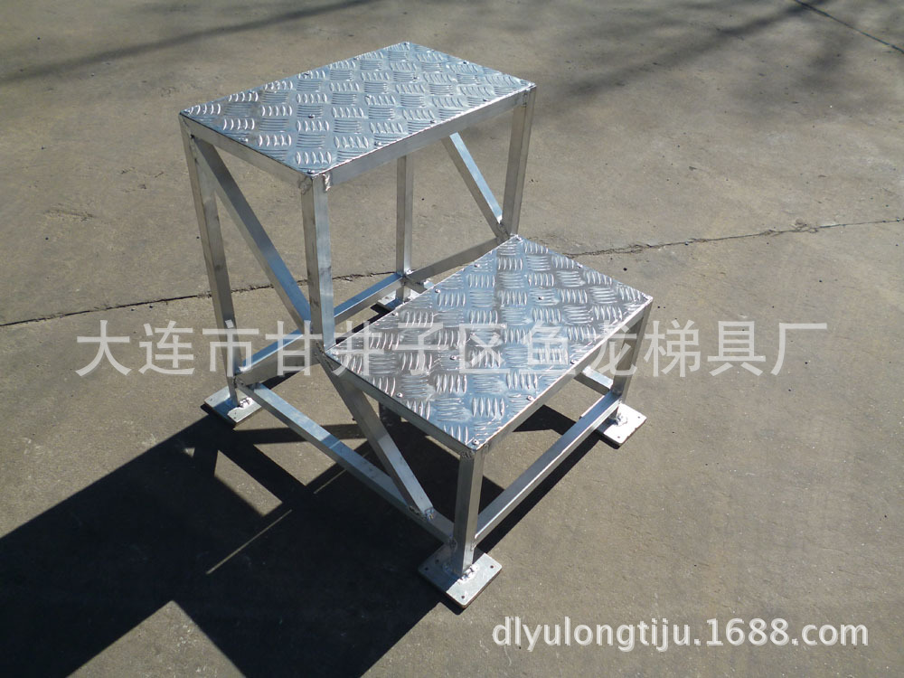 厂家供应 铝焊接踏梯 轻型二层踏台 台阶式登高梯 鱼龙制造