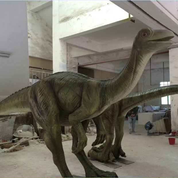 供应大件玻璃钢恐龙摆件 各类玻璃钢恐龙造型制作设计及安装
