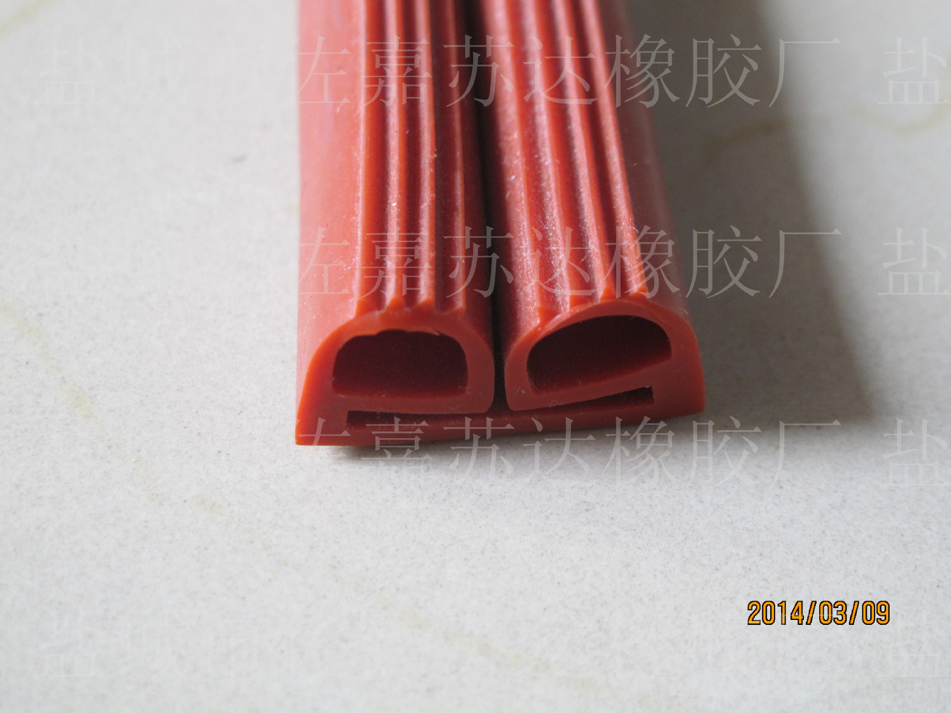 红色双E型硅胶条 e型条