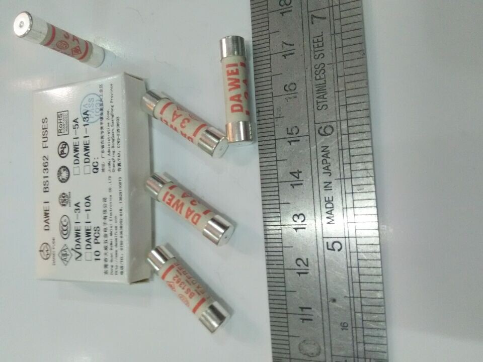 供应BS英式保险丝13A240V陶瓷管保险丝6X25MM