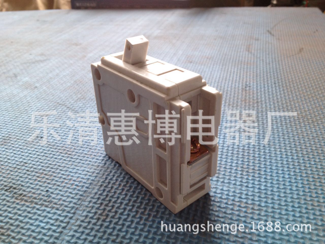 供应BH-P断路器 厂家直销 品质保证 欢迎来电咨询