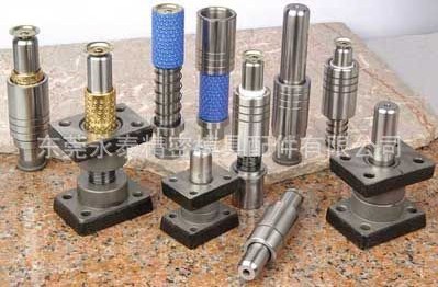 SRP外導柱組件120