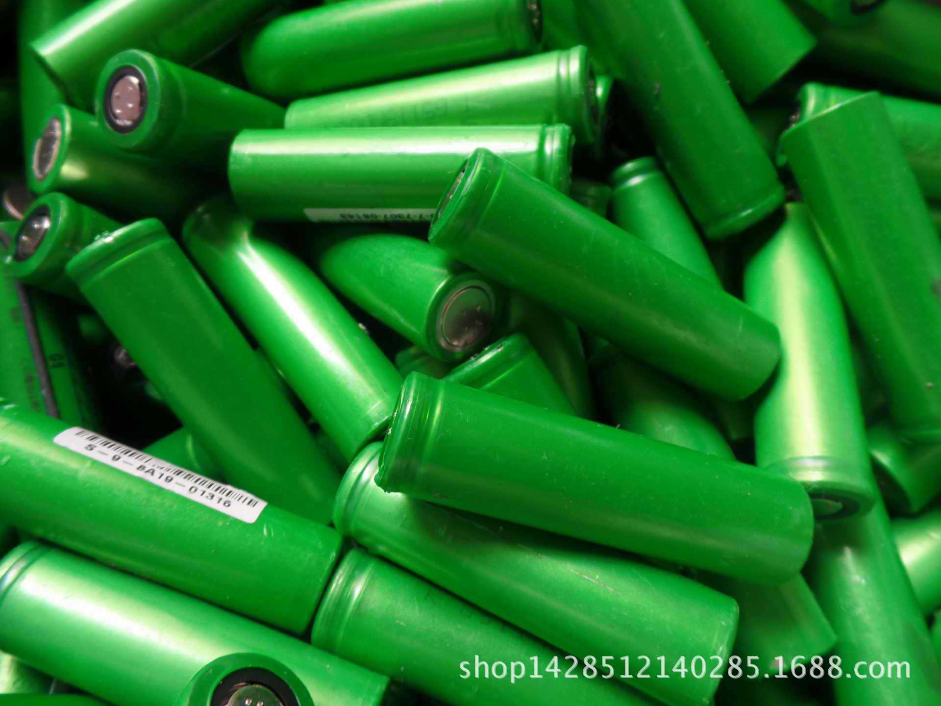 特价: 拆机进口 18650锂电池  3.7V 2600MAH 灯类专用