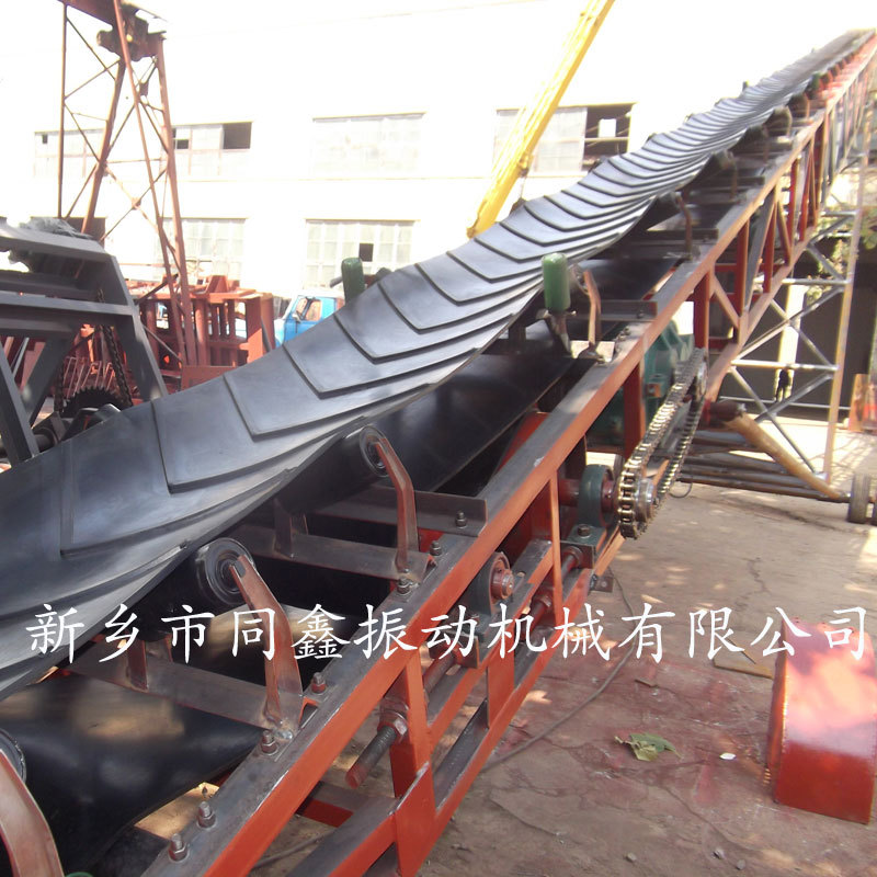 厂家直销移动式皮带输送机,定制移动皮带输送机