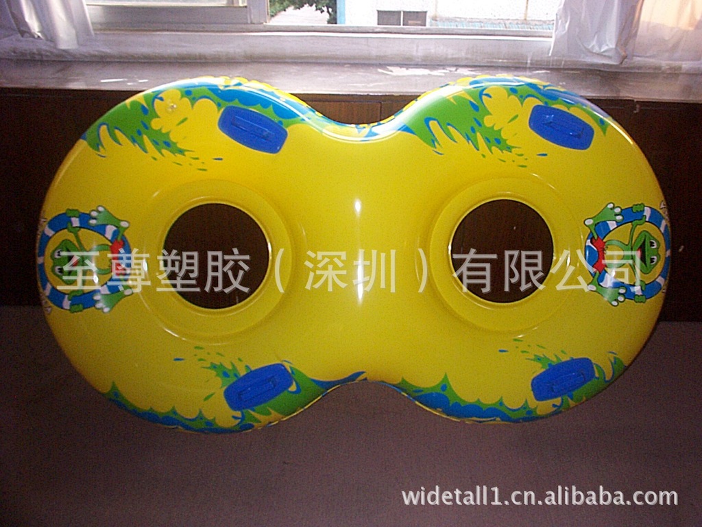 Factory source PVC inflatable skating ring 8 -character water…