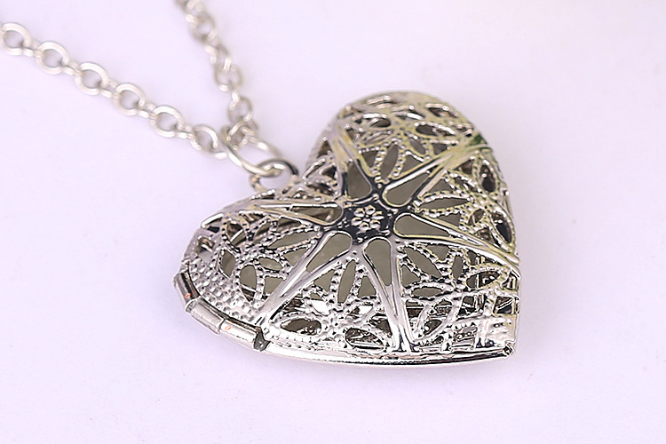 10g Weight Necklace Classification Wedding Occasion Copper Material Heart Pattern Unisex Gender Fashion Style Bronze Color Fashion Heart Copper Wholesale 13