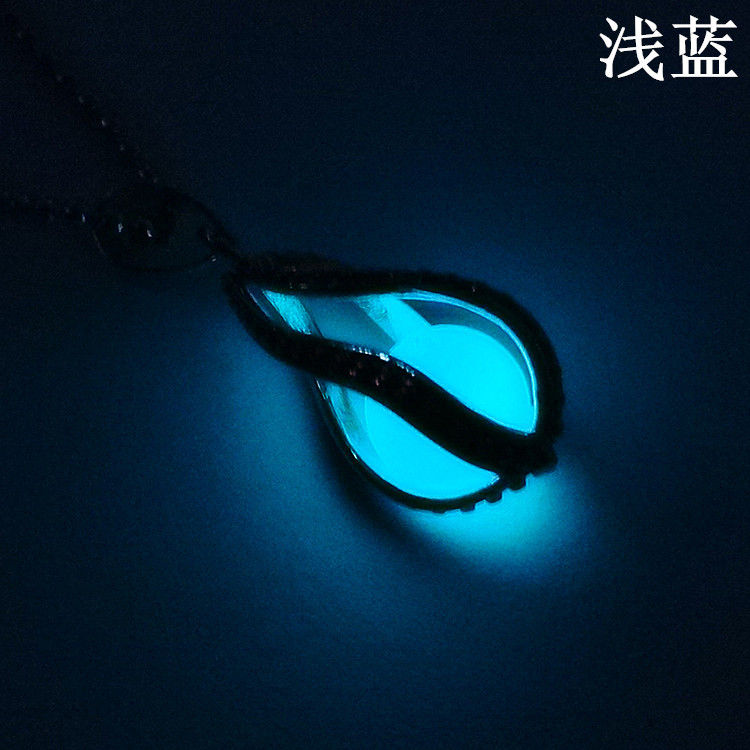 Collier Pendentif Sirène Perle Lumineuse À La Mode En Spirale Creuse En Gros display picture 5