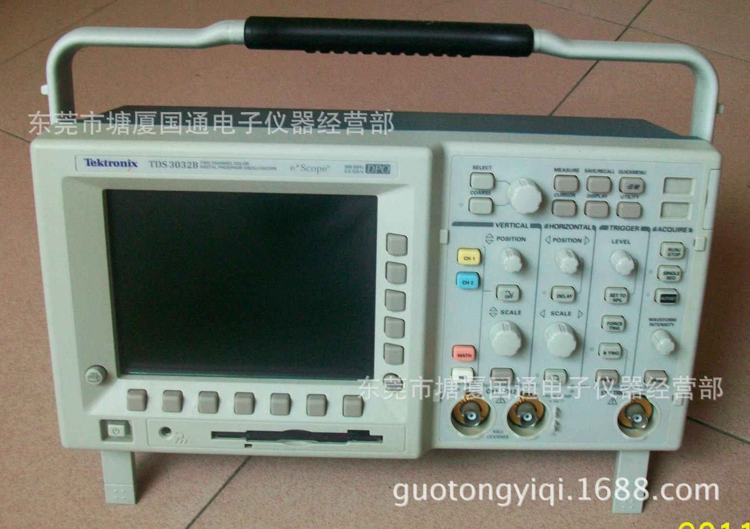 美国泰克示波器TDS3032b  300mhz  二通道   2.5GS/S