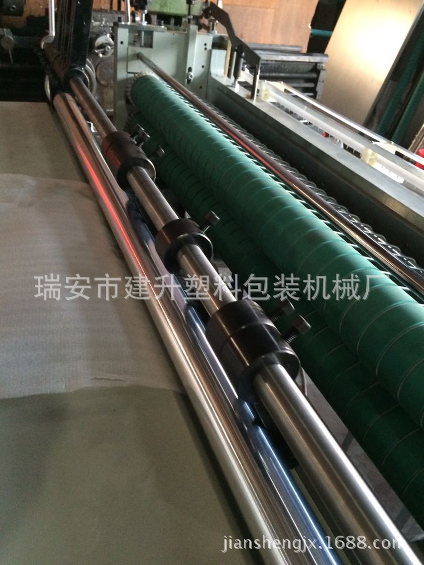 【建升厂家】专业生产单铜纸横切机 无碳纸横切机 双铜纸横切机