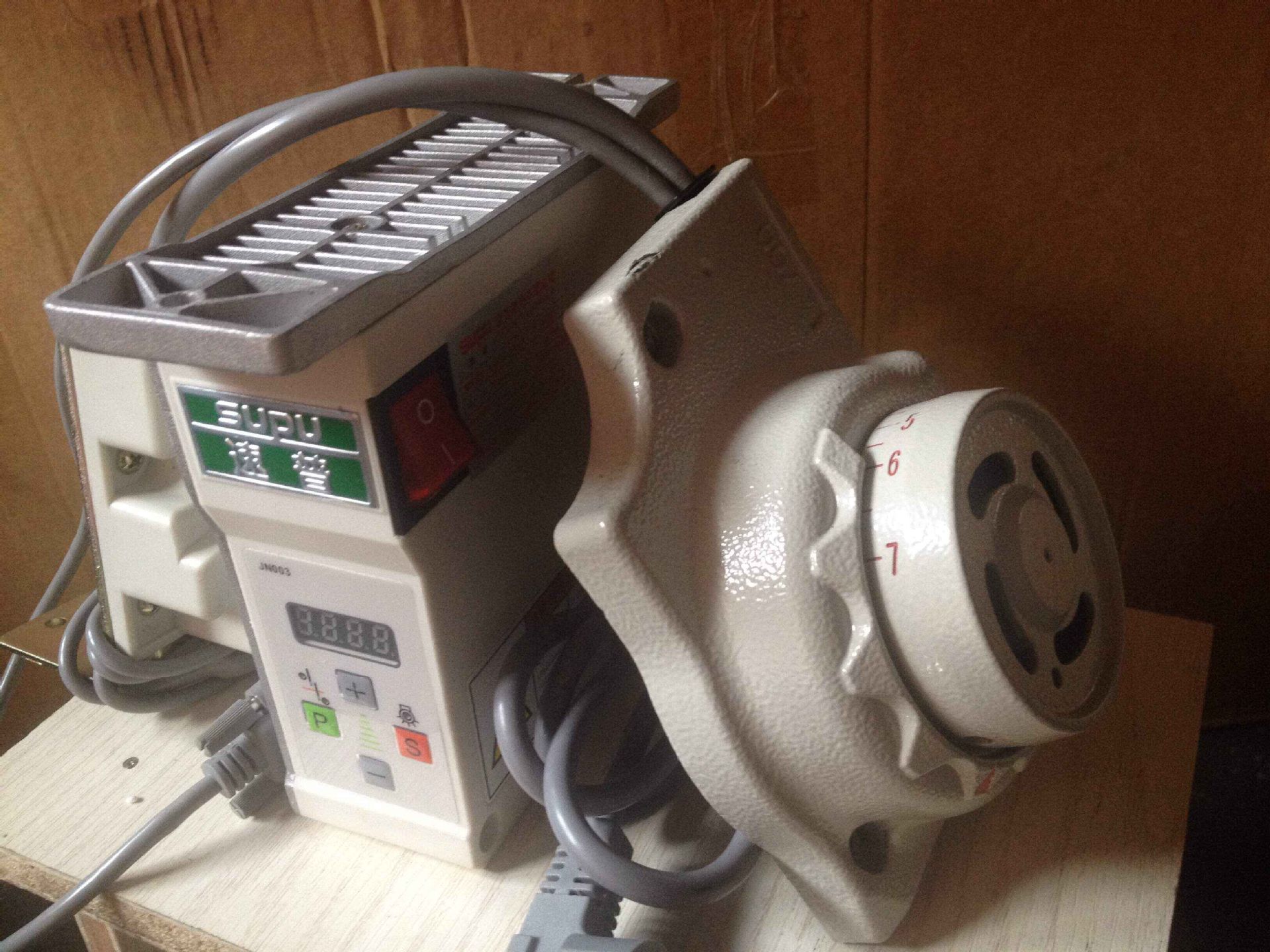 Velocidad DE BIENES genuinos Máquina DE COSER DE bolsa general Máquina de coser de estiramiento Máquina de doble aguja y otros modelos Motor de accionamiento directo Ventas directas image 2