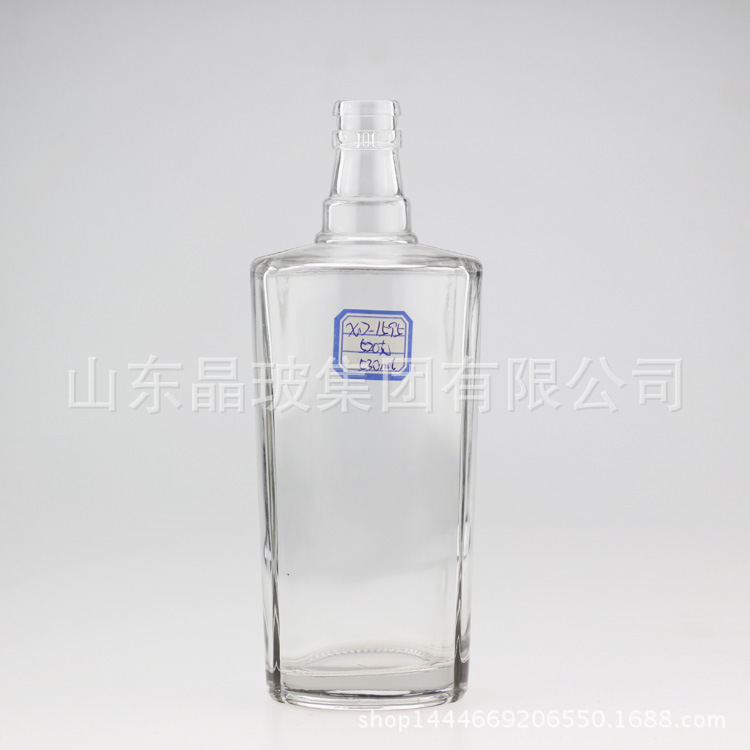厂家现货供应500ml高档白酒瓶 保健酒瓶 高白料玻璃瓶可来电订做