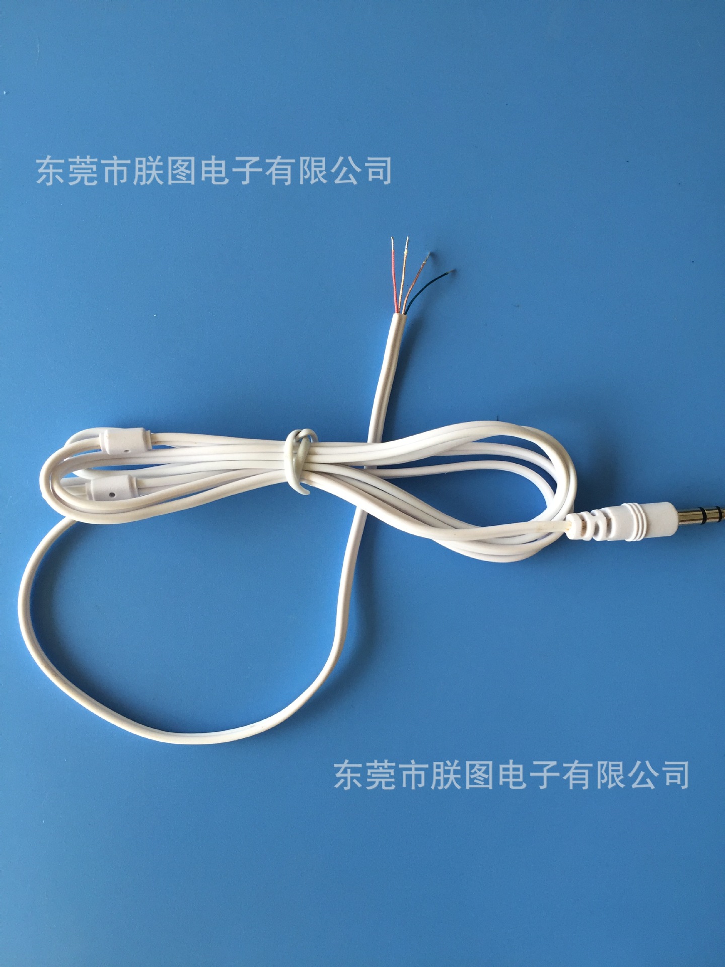 厂家直销通过CPSIA认证眼罩音频连接线 1428四芯双并白色