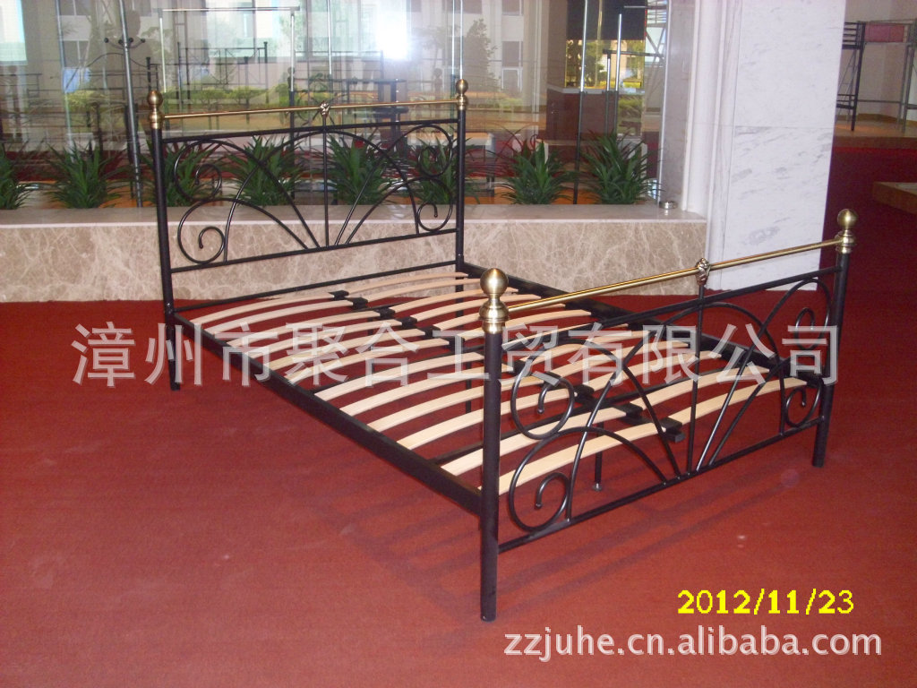 美式风格床，美国铁床,工艺床，双人铁床,铁艺床，钢管家具