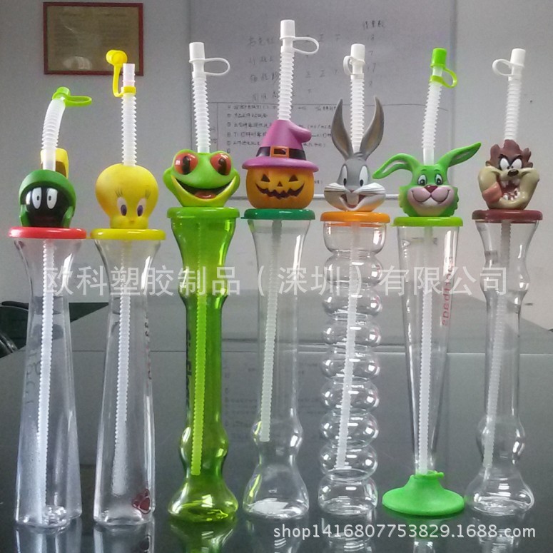 厂家供应2020新款330ML长颈饮料乐园 塑料啤酒杯开业 景点促销