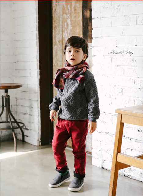 2389668863_236769371