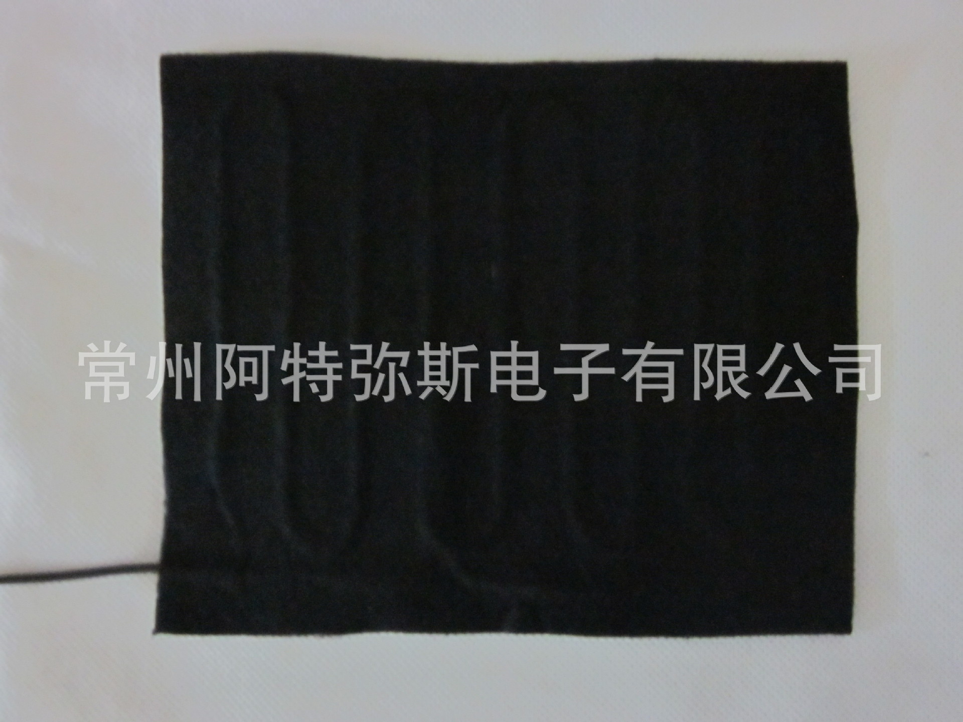 12V���淢��Ƭ 20*30CM̼��ά���淢��Ƭ ������˹