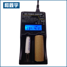 18650�ɲ۶๦�����ܳ���� ��LCD�@ʾ��