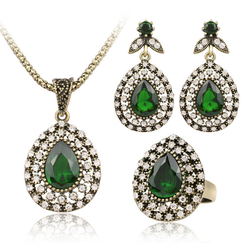 New European and American drop-shaped full diamond earrings, rings, necklaces, jewelry sets, high-end transparent glass stone temperament sets