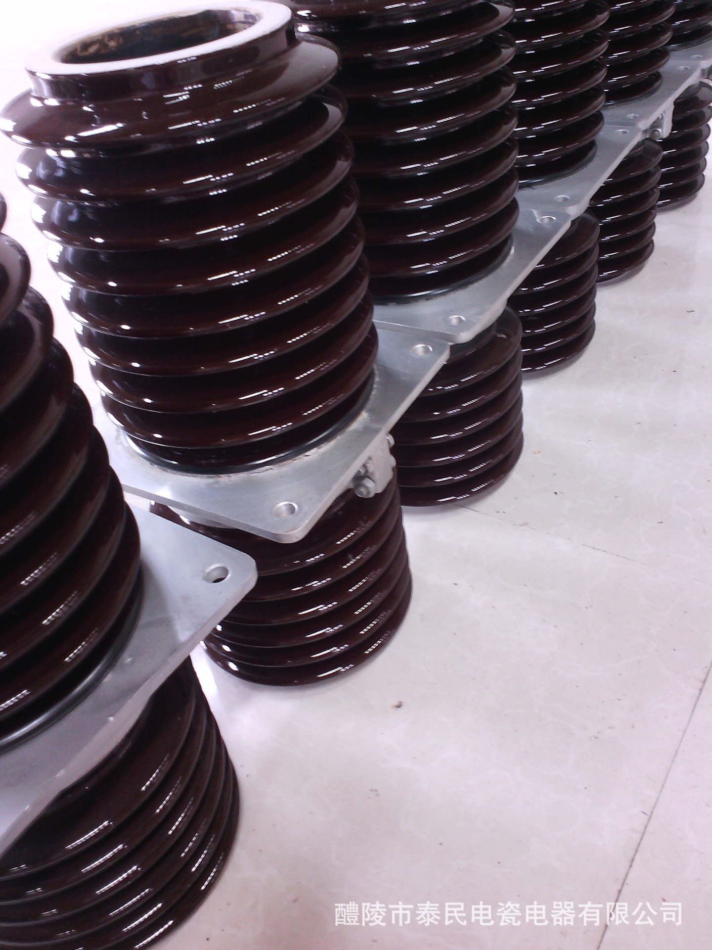 电瓷电器绝缘子 高压电力陶瓷穿墙绝缘套管CWWL-10/3000