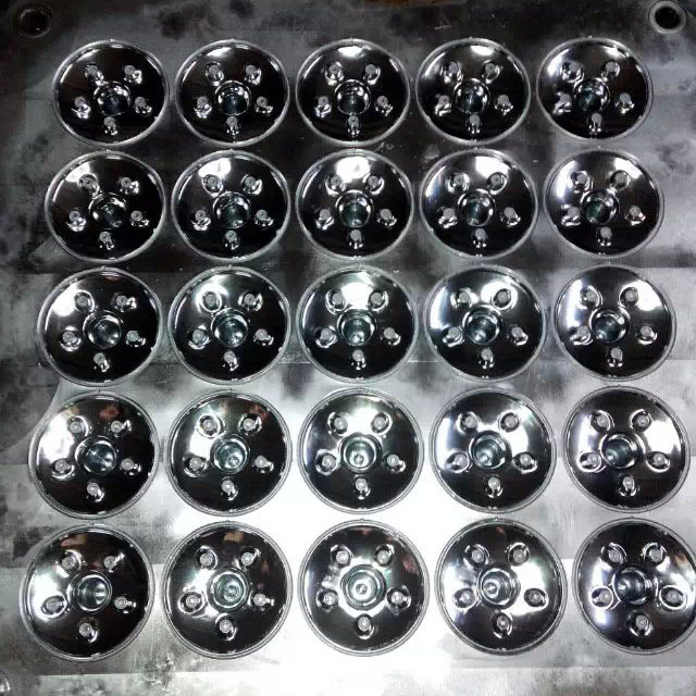 同发专业加工模具表面电镀铬模具抛光承接各种塑胶模刁钻复杂模具