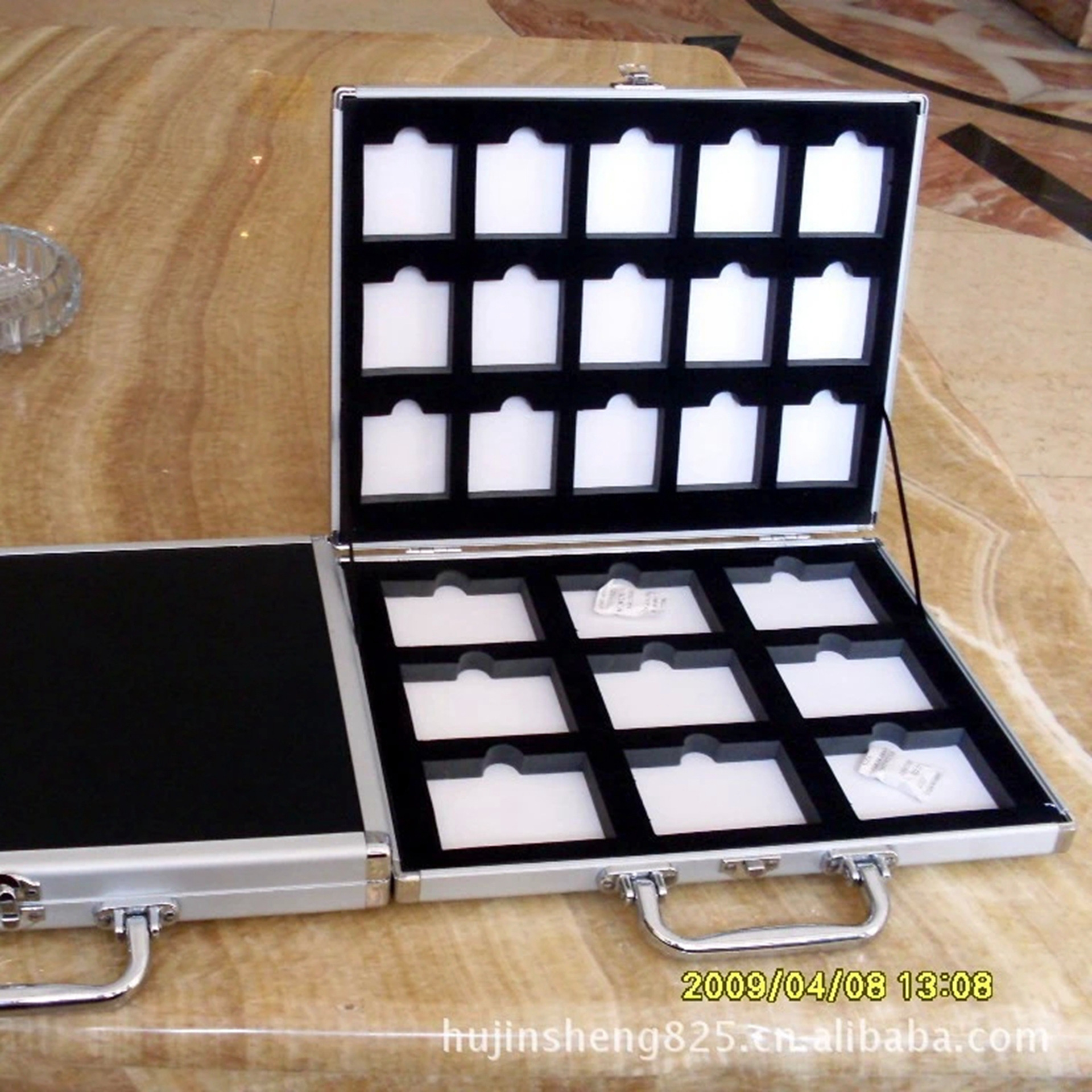 厂家供应石英石色卡盒包装箱多功能便捷式手提铝合金箱 款式多样