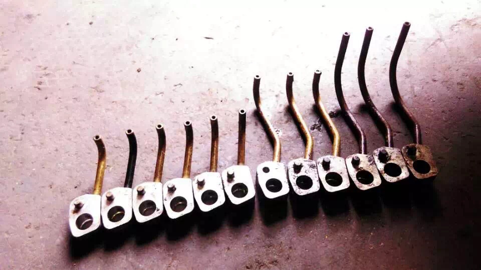 供应日本三菱S6B.S6A.S6R柴油发动机活塞机油冷却喷嘴