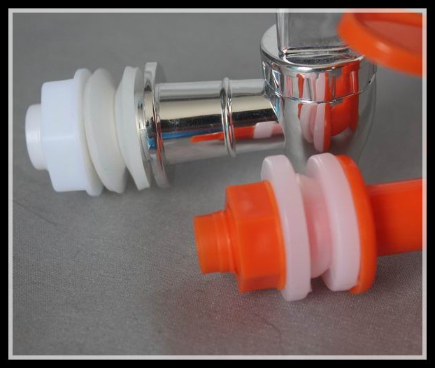 Wholesale plastic faucets, faucet accessories, glass wine bottles, wine barrels, wine jars, juice cans, beverage bottles XJ-01 undefined