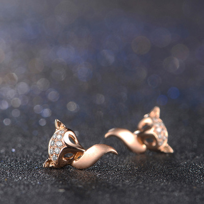 Rose gold color gold 18k Gold diamond earrings Fox animal Earrings goods in stock E14003 Explosive money