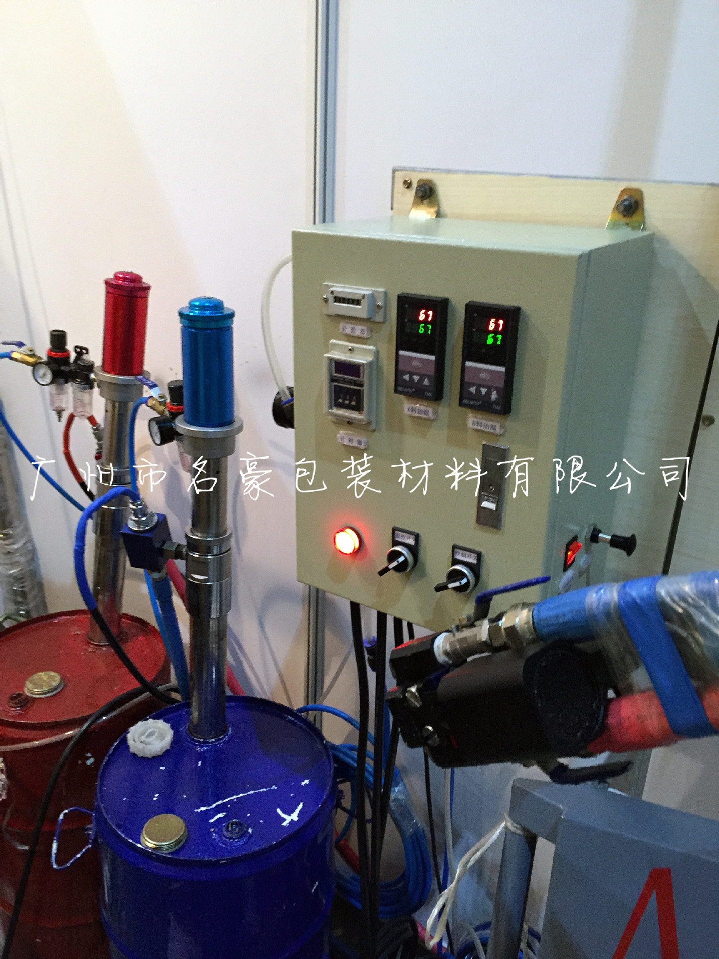聚氨酯发泡机 现场聚氨酯发泡机设备 AB料发泡机械 厂家直供-阿里巴巴