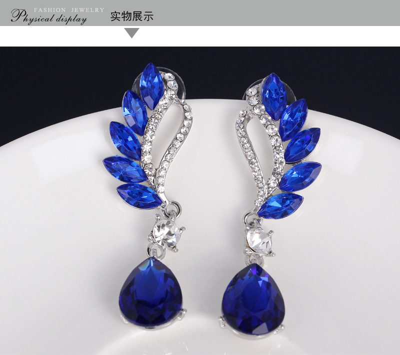 Fashion Crystal Earrings Fashion Jewelry Earrings Wholesale display picture 10